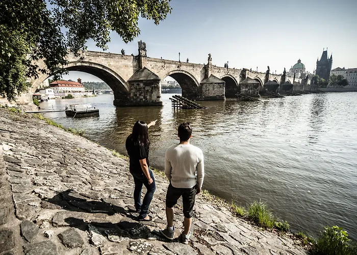 Hotel Archibald At The Charles Bridge