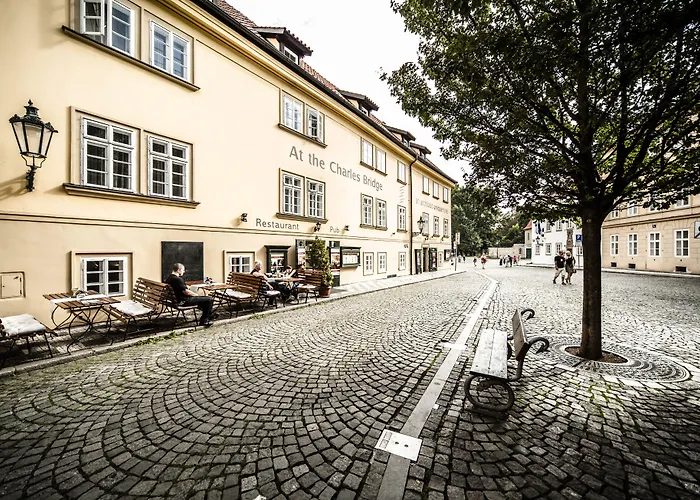 Hotel Archibald At The Charles Bridge