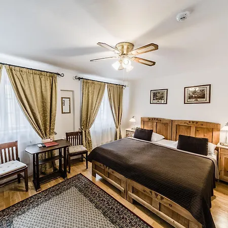 Archibald At The Charles Bridge Hotel 4*