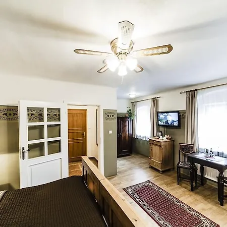 Hotel Archibald At The Charles Bridge 4*