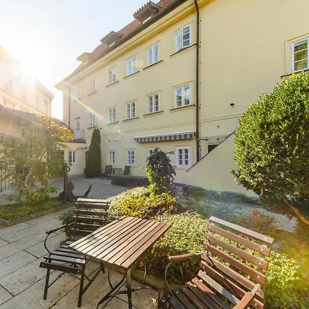 Archibald At The Charles Bridge Hotel