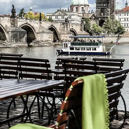 Hotel Archibald At The Charles Bridge 4*