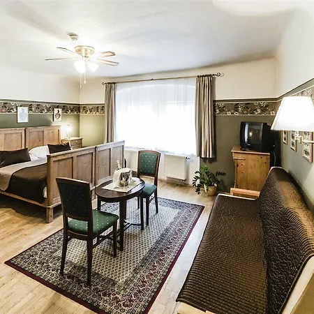 Hotel Archibald At The Charles Bridge Prague