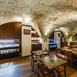 Hotel Archibald At The Charles Bridge