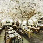 Archibald At The Charles Bridge Hotel 4*