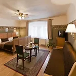 Archibald At The Charles Bridge Hotel