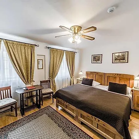 Archibald At The Charles Bridge Hotel 4*
