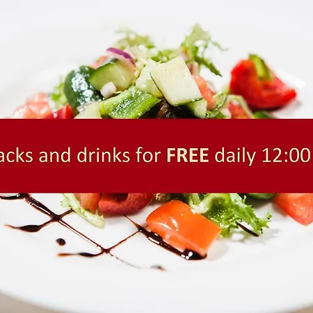 Archibald At The Charles Bridge Hotel Prag