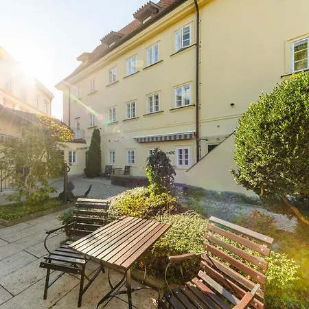 Archibald At The Charles Bridge Hotel