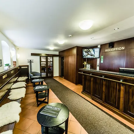 Otel Archibald At The Charles Bridge Prag