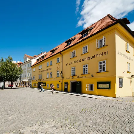 Otel Archibald At The Charles Bridge 4*