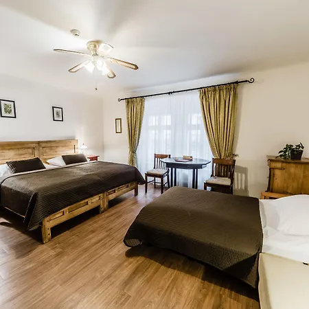 Hotel Archibald At The Charles Bridge